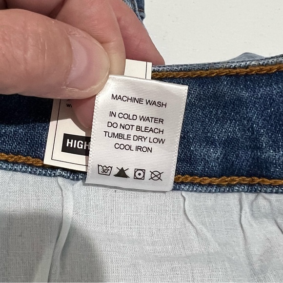 NWT Judy Blue High Waist Cut Off Denim Jean Shorts XL Style JB15276 Light Wash - Picture 11 of 13